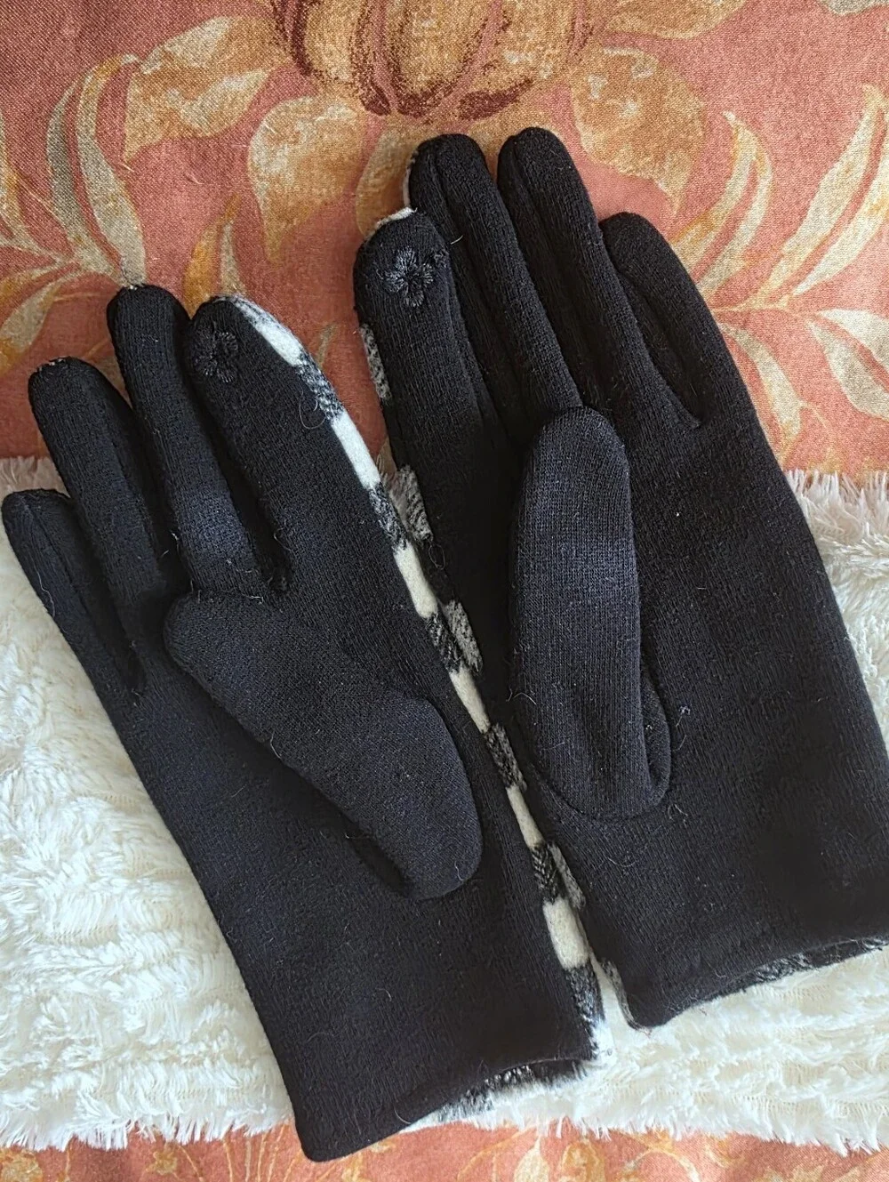 Plaid Pearl Accent Women's Gloves - Black & Cream & A Cream Infinity Scarf